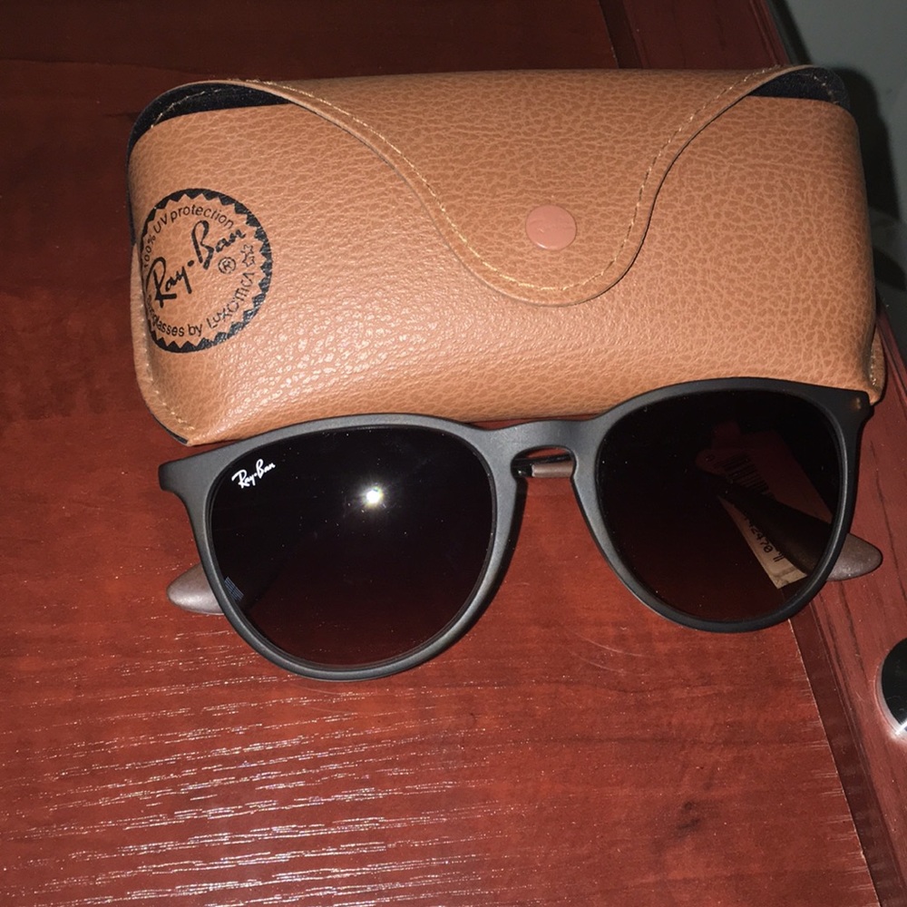 BRAND NEW ray ban sunglasses